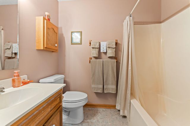1768 Holly Ridge Dr., Longs, SC 29568