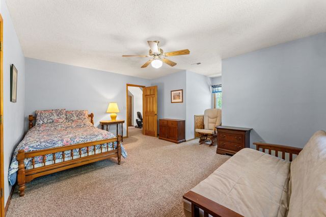 1768 Holly Ridge Dr., Longs, SC 29568