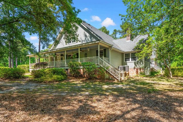 1768 Holly Ridge Dr., Longs, SC 29568