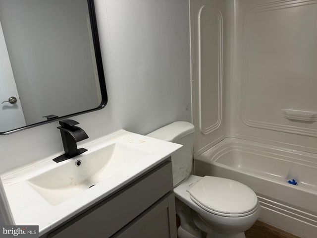 14 NELSON MOBILE MNR, Middletown, PA 17057