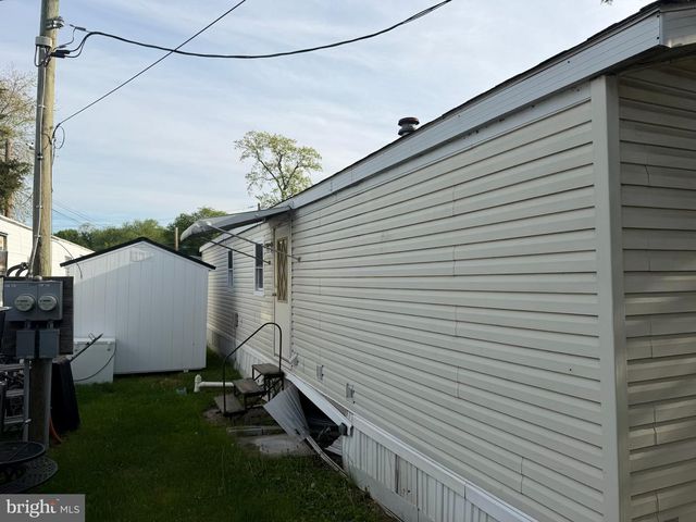 14 NELSON MOBILE MNR, Middletown, PA 17057