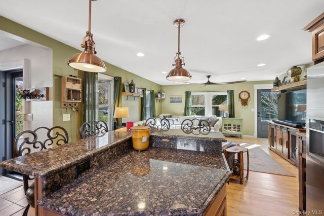 790 Peconic Bay Boulevard, Jamesport, NY 11901