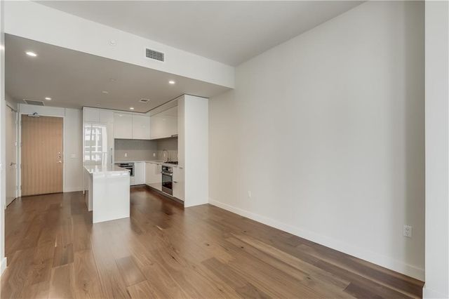 44 East Ave 1402, Austin, TX 78701