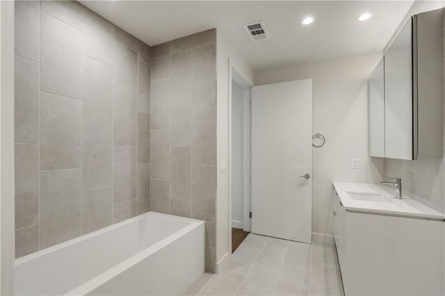 44 East Ave 1402, Austin, TX 78701