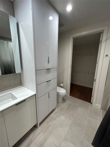 44 East Ave 1402, Austin, TX 78701