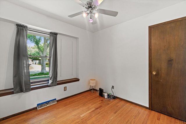8359 N Celina STREET, Milwaukee, WI 53224