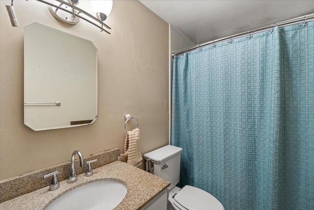 8359 N Celina STREET, Milwaukee, WI 53224