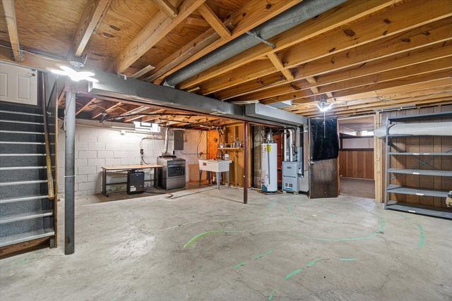 8359 N Celina STREET, Milwaukee, WI 53224