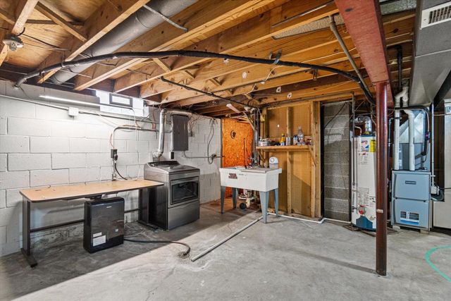 8359 N Celina STREET, Milwaukee, WI 53224