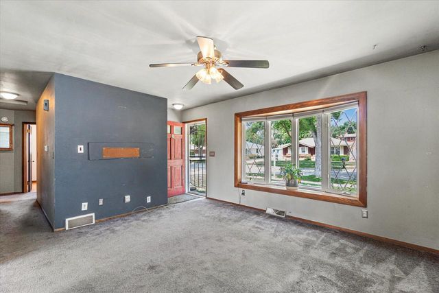 8359 N Celina STREET, Milwaukee, WI 53224