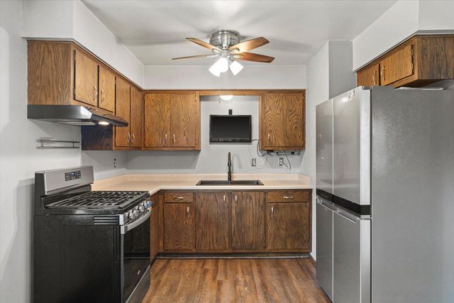 8359 N Celina STREET, Milwaukee, WI 53224