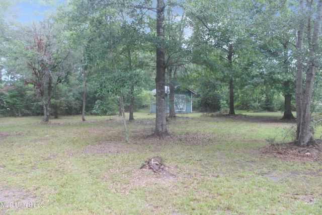 11225 Landon Lake Boulevard, Gulfport, MS 39503