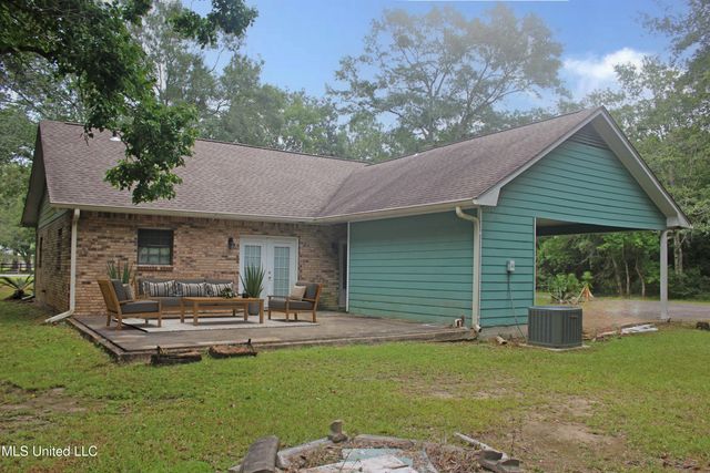 11225 Landon Lake Boulevard, Gulfport, MS 39503