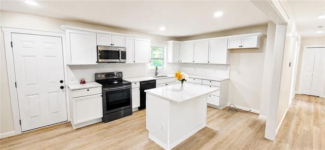 312 W Martin Street, Edgerton, KS 66021