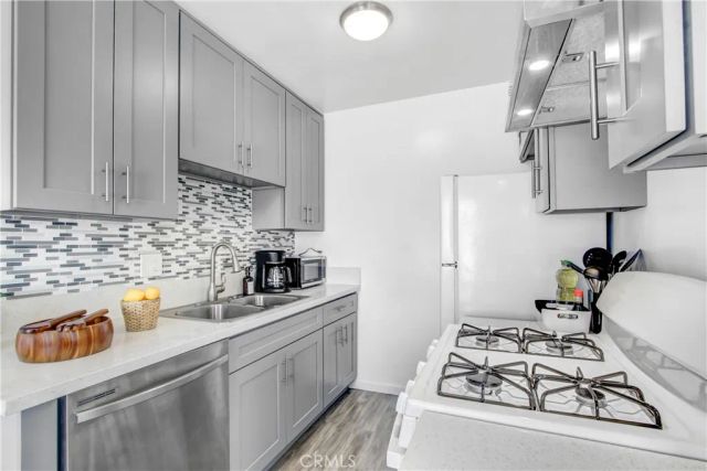 837 S Sierra Vista Avenue E, Alhambra, CA 91801