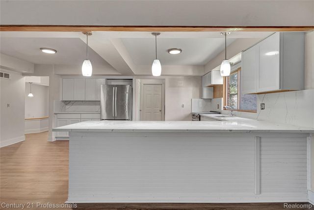 16129 Cambell Drive, Macomb Township, MI 48044
