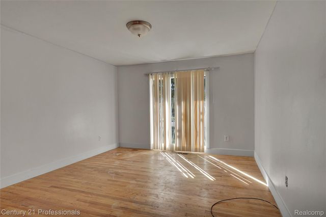 16129 Cambell Drive, Macomb Township, MI 48044