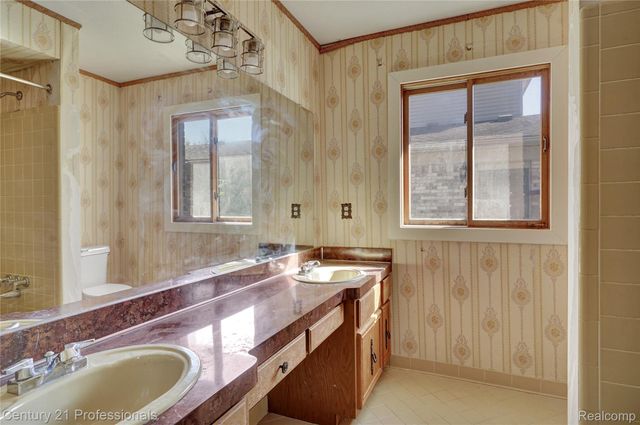 16129 Cambell Drive, Macomb Township, MI 48044