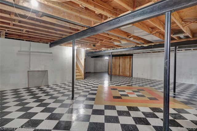 16129 Cambell Drive, Macomb Township, MI 48044