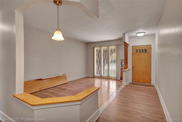 16129 Cambell Drive, Macomb Township, MI 48044