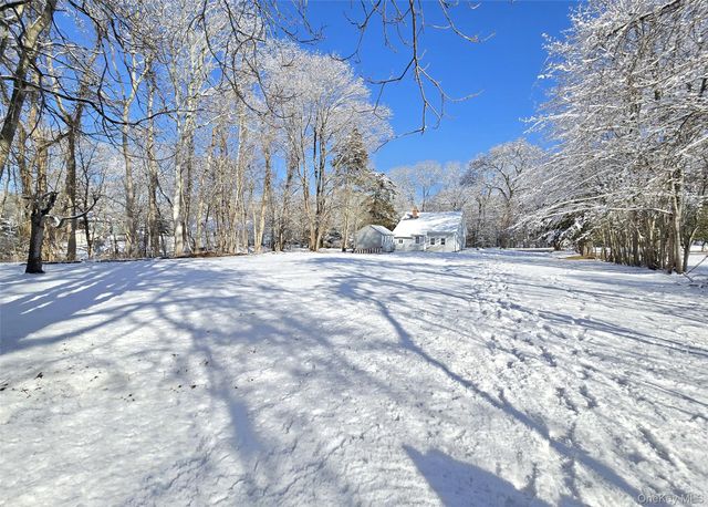 157 Pleasure Drive, Flanders, NY 11901