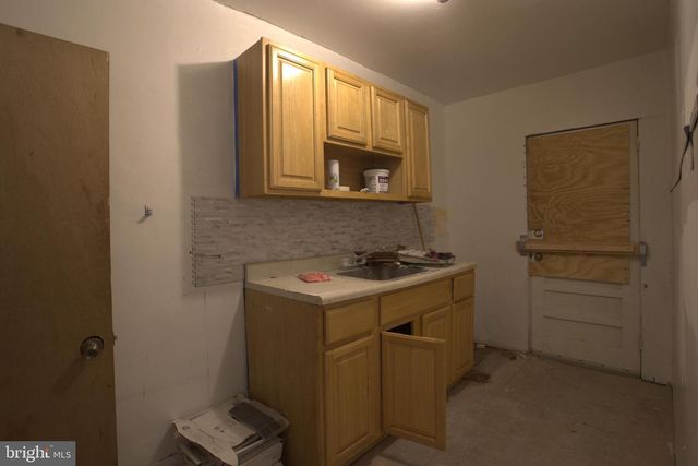 6538 THEODORE ST, Philadelphia, PA 19142