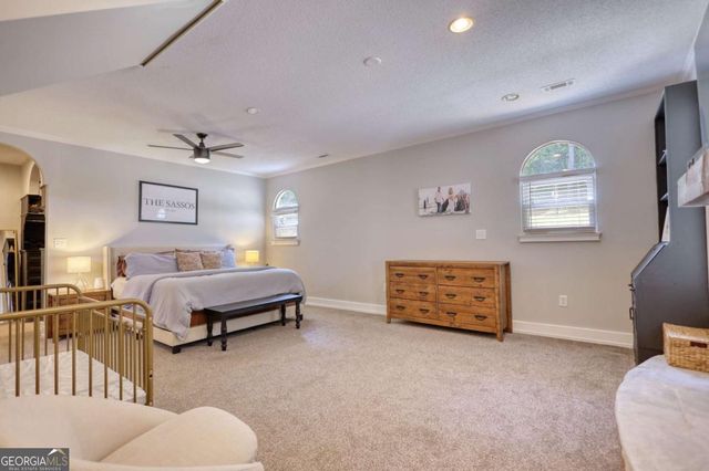 222 W River Bend Drive, Eatonton, GA 31024