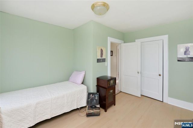 132 Catherine Avenue, Saddle Brook, NJ 07663