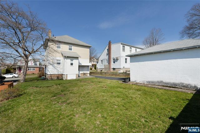 132 Catherine Avenue, Saddle Brook, NJ 07663