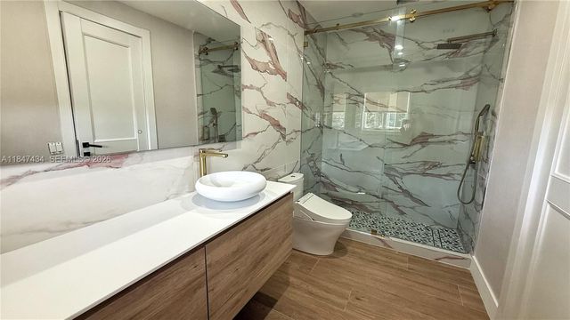 2525 Indian Mound Trl, Coral Gables, FL 33134