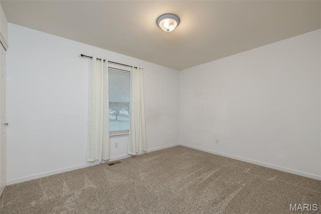 1904 Emerald Green Drive, Wentzville, MO 63385