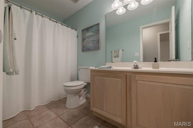 1904 Emerald Green Drive, Wentzville, MO 63385