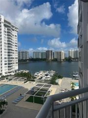 18041 Biscayne Blvd 702, Aventura, FL 33160