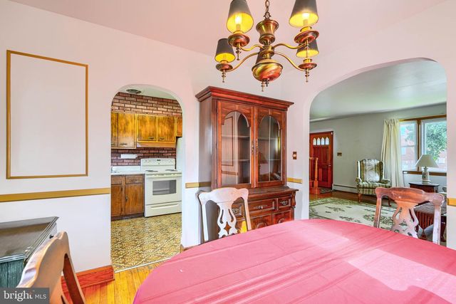 6735 OAK AVE, Baltimore, MD 21222