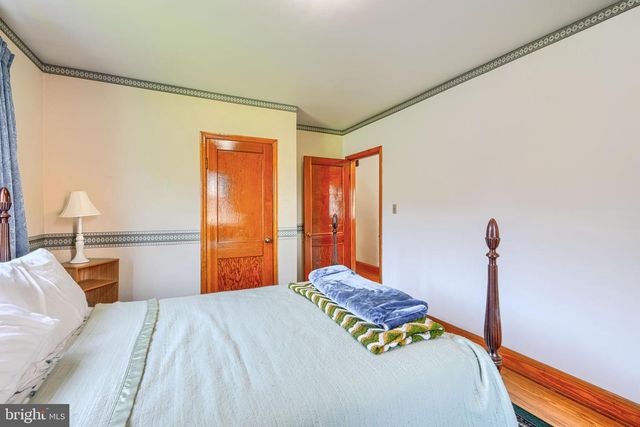6735 OAK AVE, Baltimore, MD 21222