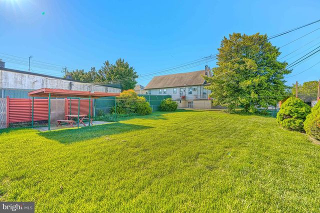 6735 OAK AVE, Baltimore, MD 21222