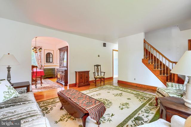 6735 OAK AVE, Baltimore, MD 21222