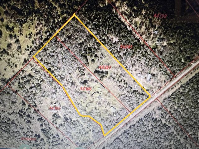 298 Jenkins RD, Cedar Creek, TX 78612