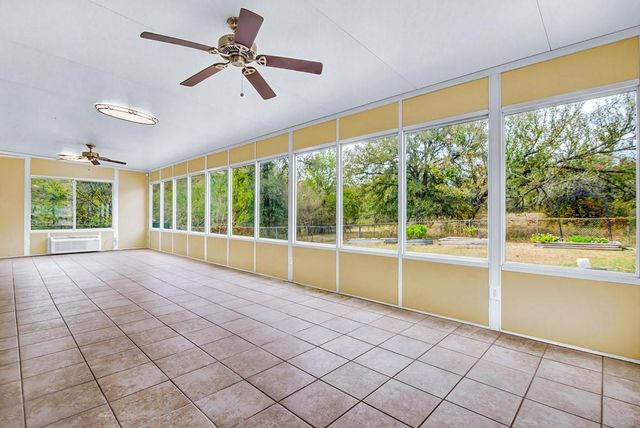 298 Jenkins RD, Cedar Creek, TX 78612