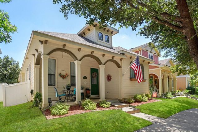 1716 Spanish Moss Way, Savannah, TX 76227