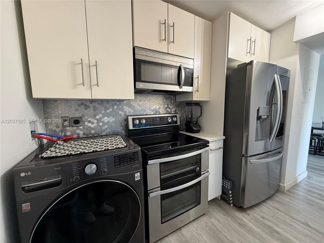 8200 SW 210th Street 201, Cutler Bay, FL 33189