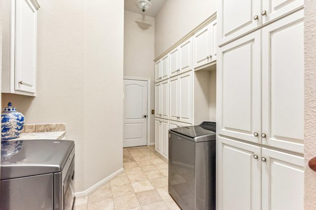 14004 Skyline DR, Austin, TX 78732