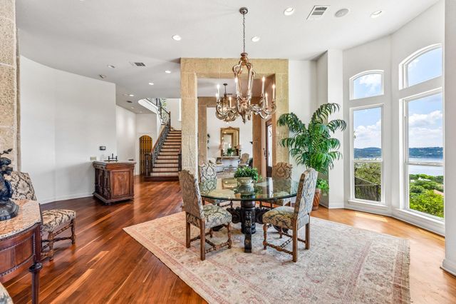 14004 Skyline DR, Austin, TX 78732