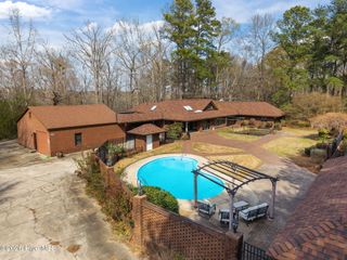 2875 Drake Mallard Drive, Grimesland, NC 27837