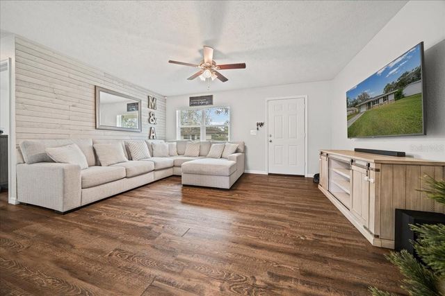 5265 SE 103RD STREET, Belleview, FL 34420