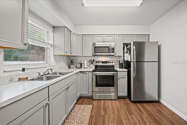 5265 SE 103RD STREET, Belleview, FL 34420