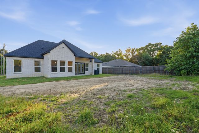1202 Bowers Road, Seagoville, TX 75159