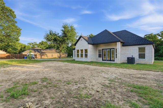 1202 Bowers Road, Seagoville, TX 75159