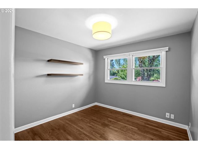 8850 Sw RAMBLER Ln, Portland, OR 97223
