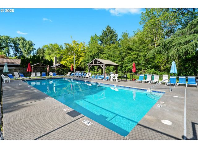 8850 Sw RAMBLER Ln, Portland, OR 97223